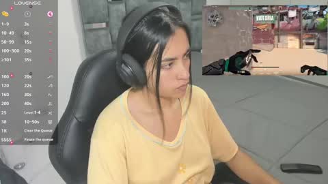 Angie  online show from April 2026 06:53:02 PM