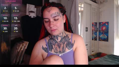 Lilith Solar online show from November 2025 09:25:01 AM