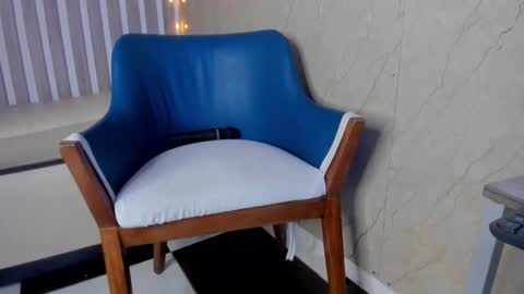 Snapshot of sabrinahims_ chatting on January 2025 12:22:01 AM mariana online show from January 2025 12:22:01 AM