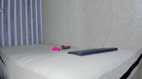 Snapshot of sabrinahims_ chatting on March 2025 12:33:02 AM mariana online show from March 2025 12:33:02 AM