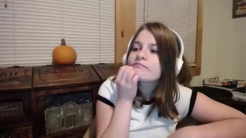 Sabrina online show from October 2025 11:35:01 PM