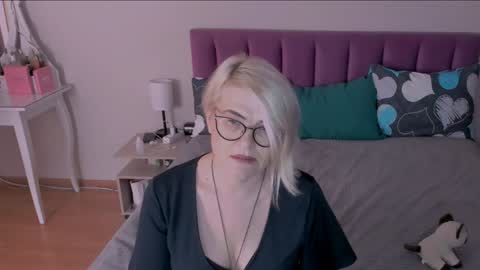 Sabrina MacMarren online show from January 2025 12:31:02 AM