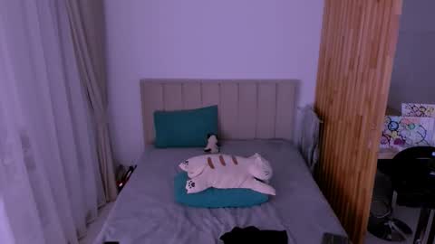 Sabrina MacMarren online show from February 2026 07:35:01 PM