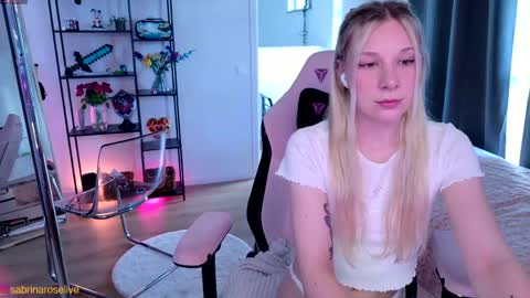 Snapshot of sabrinarose_x chatting on May 2026 05:20:02 PM Sabrina Rose online show from May 2026 05:20:02 PM
