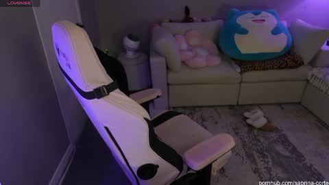 Sabrina online show from April 2026 06:55:02 PM