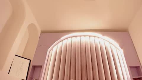 S A B R I N A  online show from December 2025 11:41:01 AM