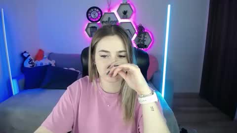 Sabrina Violet online show from September 2025 08:06:02 AM