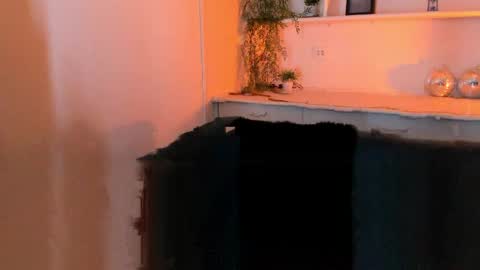 Cami online show from April 2026 09:28:01 PM