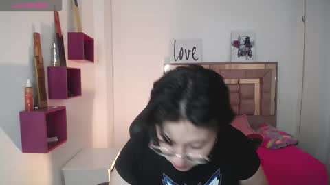 SAFYKA online show from November 2025 09:36:01 PM