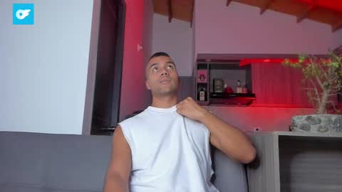 Snapshot of sag_1998 chatting on March 2025 04:35:02 AM Sag online show from March 2025 04:35:02 AM