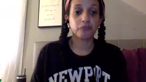 Snapshot of saggy888 chatting on September 2025 10:47:01 PM MistressLady online show from September 2025 10:47:01 PM