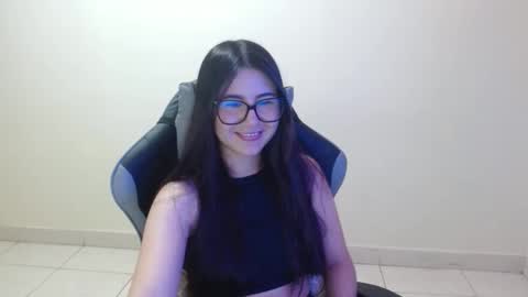 Snapshot of sahaliefox_ chatting on October 2025 10:10:01 PM Sahaliefox online show from October 2025 10:10:01 PM