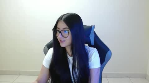 Sahaliefox  online show from January 2026 06:55:02 PM