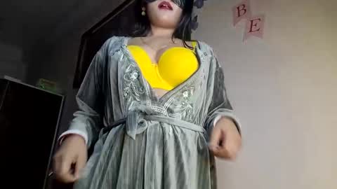 Queen Archana online show from December 2024 06:53:02 PM