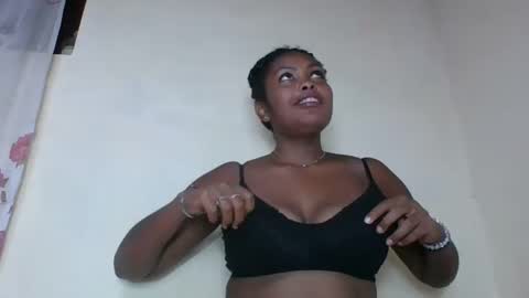 Snapshot of sahina93 chatting on March 2025 12:09:01 PM sahina93 online show from March 2025 12:09:01 PM