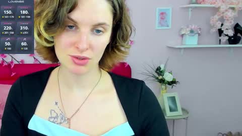 Adel online show from October 2025 12:38:02 PM