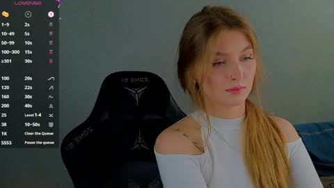Sofia online show from May 2026 11:23:04 PM