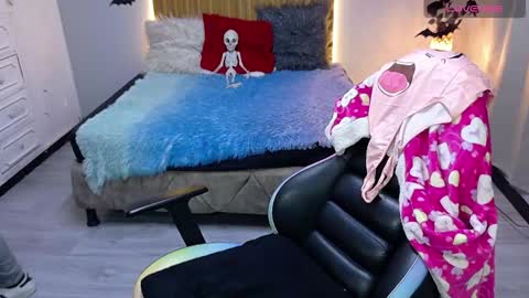 sailor online show from October 2025 04:43:02 AM