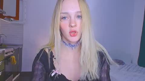 Sofia online show from April 2026 11:39:02 PM