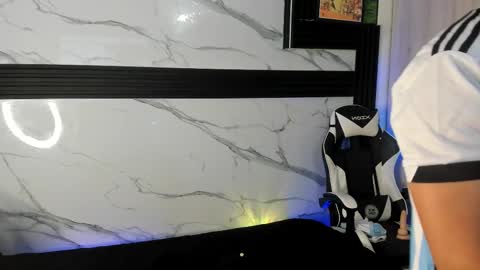 Juan online show from November 2025 11:02:02 AM