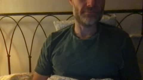 saint009 online show from November 2025 03:34:01 AM