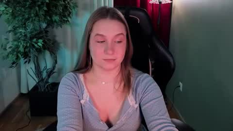 Snapshot of saint__vicious chatting on February 2026 08:42:02 PM saint__vicious online show from February 2026 08:42:02 PM