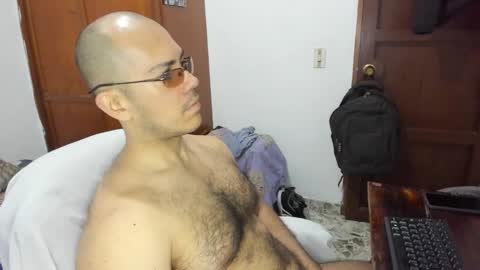 saintedy01 online show from October 2025 12:14:02 PM