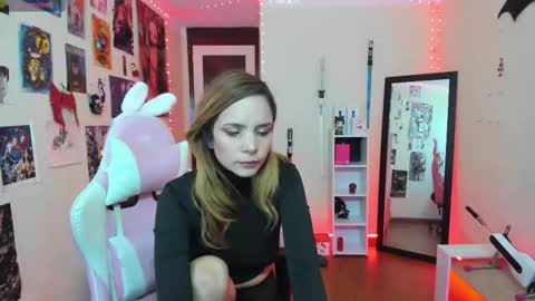 sakura_of online show from September 2025 11:26:02 AM