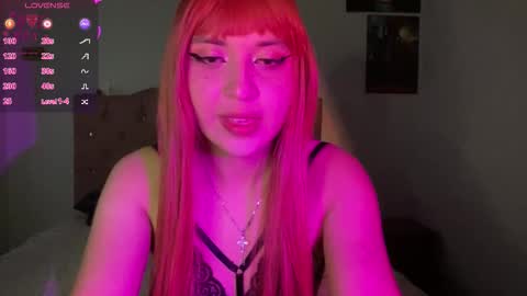 Luna  online show from March 2026 11:20:02 PM