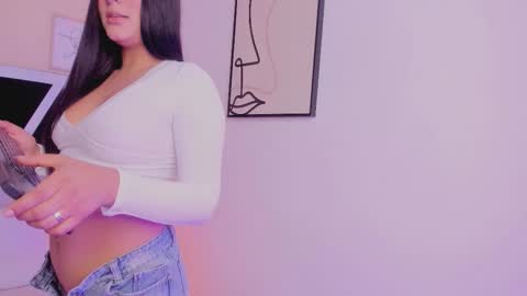 Salem online show from November 2025 07:34:02 PM