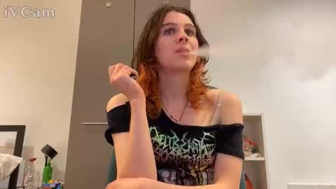 Sally Vae online show from April 2026 08:39:01 PM