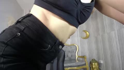 Snapshot of salome_stockman_sub chatting on February 2025 11:37:01 PM Salome online show from February 2025 11:37:01 PM