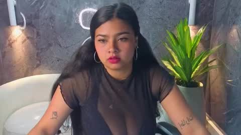 Snapshot of salome_tp chatting on September 2025 01:13:01 PM Salome online show from September 2025 01:13:01 PM