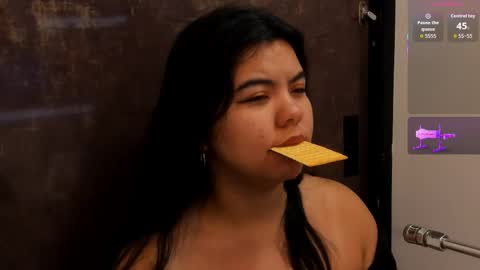 Snapshot of salomee_bigboobs chatting on September 2025 04:25:02 AM Salome online show from September 2025 04:25:02 AM