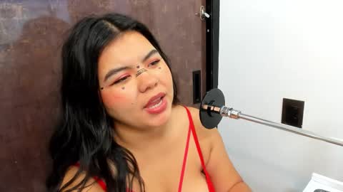 Snapshot of salomee_bigboobs chatting on October 2025 03:59:02 AM Salome online show from October 2025 03:59:02 AM