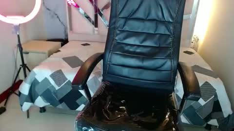 Snapshot of salomemilf202 chatting on October 2025 03:37:02 AM salomemilf202 online show from October 2025 03:37:02 AM