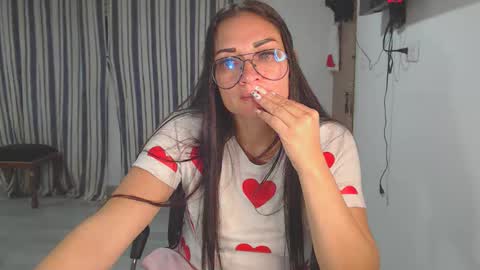 salome online show from December 2025 01:03:02 AM