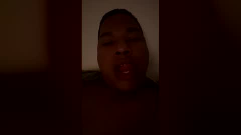 Snapshot of salomoon23 chatting on June 2026 03:01:01 AM INSTAGRAM luis1pedraza online show from June 2026 03:01:01 AM