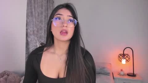 Snapshot of saloo_ chatting on December 2024 01:59:02 PM Salo online show from December 2024 01:59:02 PM