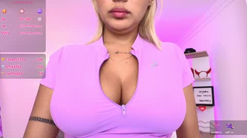 Snapshot of saloomee__ chatting on January 2025 02:11:01 PM SALOME online show from January 2025 02:11:01 PM