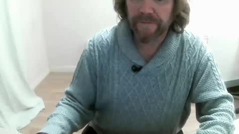 Saltimbanquier  Salt  ou  Banquier  online show from December 2024 01:44:02 PM