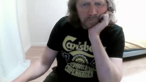 Saltimbanquier  Salt  ou  Banquier  online show from September 2025 03:11:01 PM