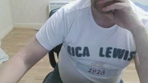 Saltimbanquier  Salt  ou  Banquier  online show from October 2025 12:05:02 PM