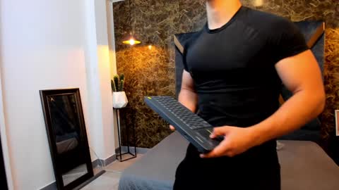 Snapshot of salvatore_damore chatting on January 2025 11:13:02 AM SALVATORE online show from January 2025 11:13:02 AM