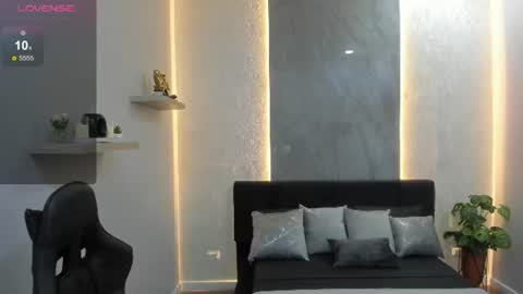 Snapshot of salvatore_damore chatting on June 2026 05:34:01 PM SALVATORE online show from June 2026 05:34:01 PM
