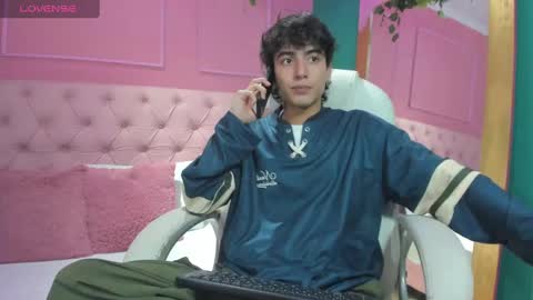 Snapshot of salvatore_monterey chatting on January 2025 08:37:02 PM salvatore online show from January 2025 08:37:02 PM