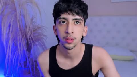 salvatore  online show from October 2025 08:41:01 PM