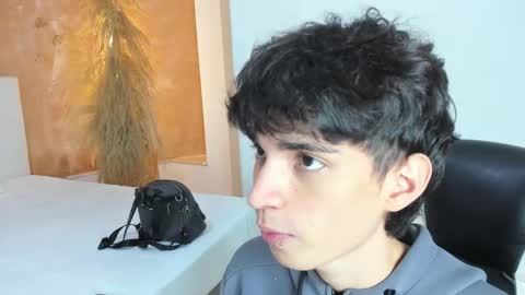 salvatore  online show from February 2026 07:36:02 PM