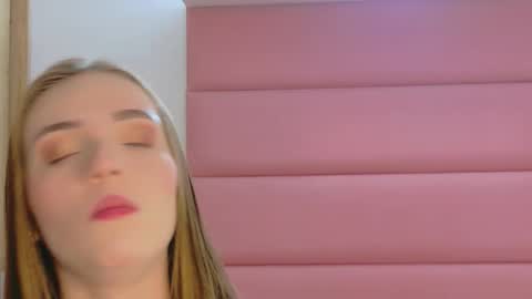 sam_and_lisa_ online show from November 2025 12:54:01 AM