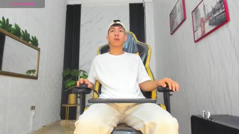 Snapshot of sam_kato chatting on November 2025 08:03:01 PM S A M online show from November 2025 08:03:01 PM